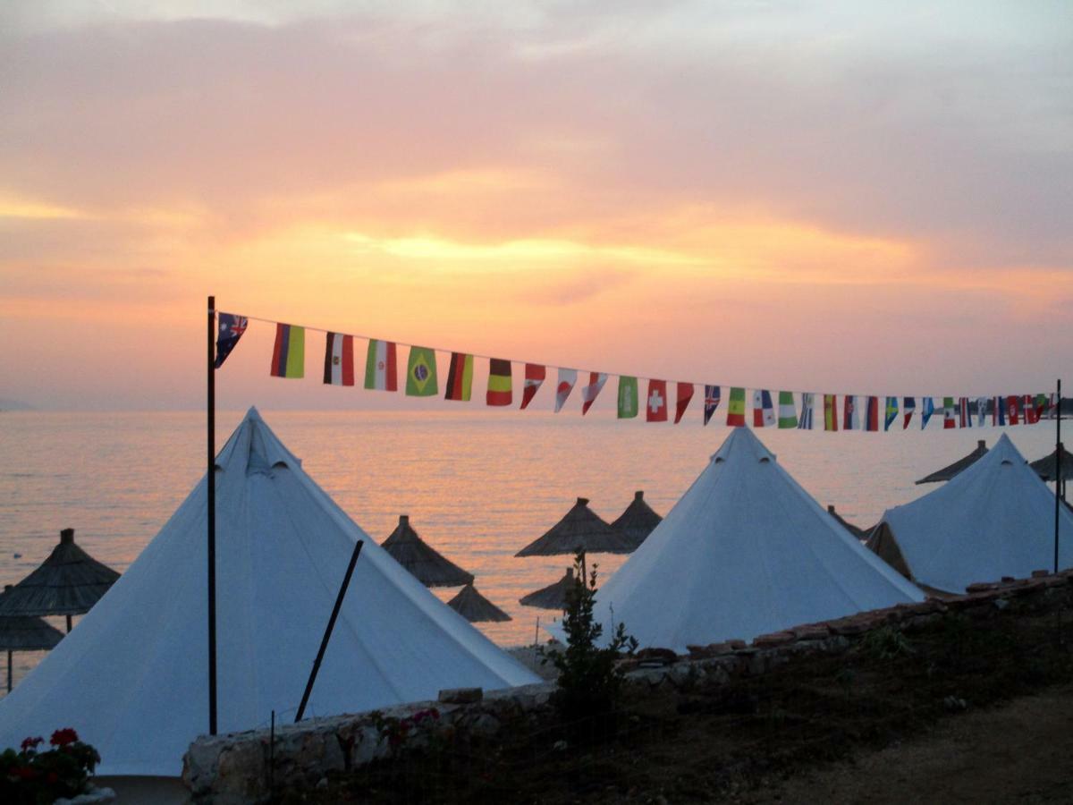 Glamour Camping Paradise Ksamil Hotel Esterno foto